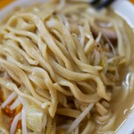ラーメンエース - 麺アップ