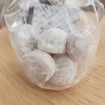 グルテンフリーのお菓子屋 粉粉 - スノーボール