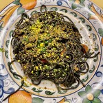 Ristorante Enoteca Migone - ワイフのプリミはイカ墨スパゲッティ
