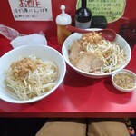 あいすべきものすべてに ニュータウン店 - 