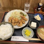 やゆよ・食事屋 - 日替りの唐揚げ定食820円。ポテサラ、冷奴も付いてます