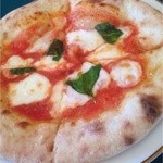 ラプソディア - 【ラプソディア ランチ】ピザは「マルゲリータ」
