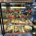 Cinnamon Cafe - 売り場のディスプレイ
            2023年12月29日