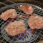 Yakiniku Kaiseki Tomoji - 