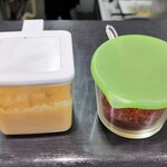 麺屋 - 味変用の特製一味・ニンニク
