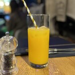 Rose & Crown - オレンジジュース 3.50 UKポンド
      2023年12月29日