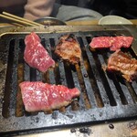 焼肉食堂 かど家    - 