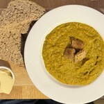 Rose & Crown - 本日のスープ
            2023年12月29日