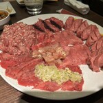 焼肉とワイン 醍醐 - 