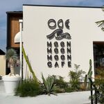 MOON MOON MOON CAFE - 