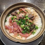 粤港美食 - 中華腸詰め、干し豚バラ土鍋ご飯（2人前）　1,780円