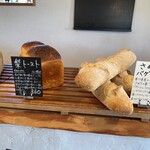 天然こうぼぱん とことこ - 梨とト〜ストとワタシ〜♪( ´▽｀)