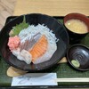 丼処 山助