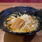 中華料理 隆豊園 - 料理写真:ラーメン