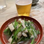 Ogawa - “根付き芹とお揚げの炊いたん”。シンプル、アッサリ、上品な味付け！