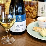 Shokudou Chisan - 前菜盛り合わせと白ワイン