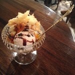 ジェラテリア アクオリーナ - アプリコット・フィオル（750円）