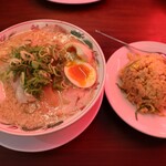 ラーメン魁力屋 - 炒飯定食(味玉コク旨ラーメン)