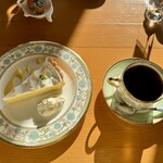 Gyarariando Kafe Kururu - 