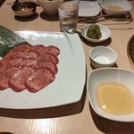 Yakiniku No Meimon Tendan - 