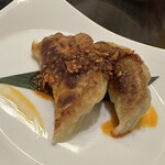 杏梨　チャイニーズキッチン - 食べラー仕立ての焼餃子