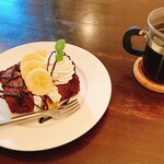 パルファン - ホットコーヒーと