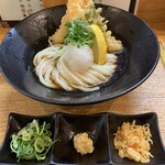 Frankel - 麺は結構ボリュームあるので、いつもの小盛り♪普通の店の並くらい。