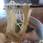 鶏×麦 らら - やや柔らか目にしてもらいました、この麺には合っているかと個人的には思います！