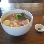 鶏×麦 らら - 　　貝出汁の大盛りプラス玉子！