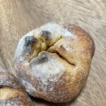 FRIANDISE - 蜜りんごさつま芋の天然酵母