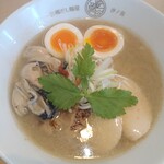 Kakidashimenya Shionone - 饗濃厚牡蠣だし麺（平打ち麺）