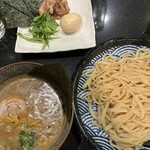 青山焼鳥倶楽部 昼の部 らーめん・つけ麺屋 - 