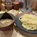 つけ麺屋 やすべえ - ■つけ麺3点盛り¥1,120