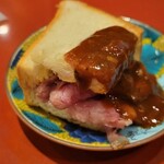 麦と麺助 - ローストビーフ