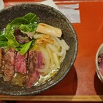 麦と麺助 - ビューだよこれ
