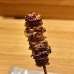 地葉はなれ - 2023.12.  手羽先の皮