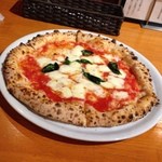 Pizza ism - やっぱり、マルゲリータ