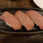 石垣島の石垣さん家の石垣牛 - 石垣牛炙り寿司