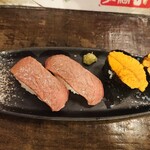 石垣島の石垣さん家の石垣牛 - 石垣牛炙り寿司&ウニ