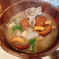 たでの葉 - この鍋がウンマイ。脂はツキノワグマから