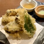 厚岸水産 かき小屋 - 牡蠣の天ぷら
