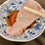 大衆酒場ラクダ - 鮮度が高く、とても美味しい鰆です。