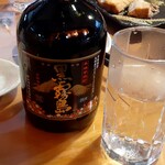Izakaya Kamechan - 黒霧島ボトルで2本お湯割りで‥