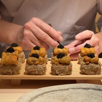 鮨 由う - 