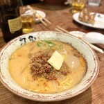 Ramen Riki Maru - ・辛みそバターラーメン 990円/税込
      ・煮たまご 110円/税込