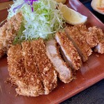 Tonkatsu Hitosuji Katsuyoshi - 立派なとんかつです