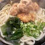 情熱うどん 荒木伝次郎 - 唐揚げうどん 1.5玉