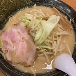 北海道ラーメン おやじ - おやじ麺味噌　950円
