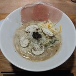 豚骨イタリアンラーメン 伊太そば - ポルチーニ（1100円）