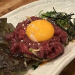 炭火焼肉大成苑 - 桜ユッケ